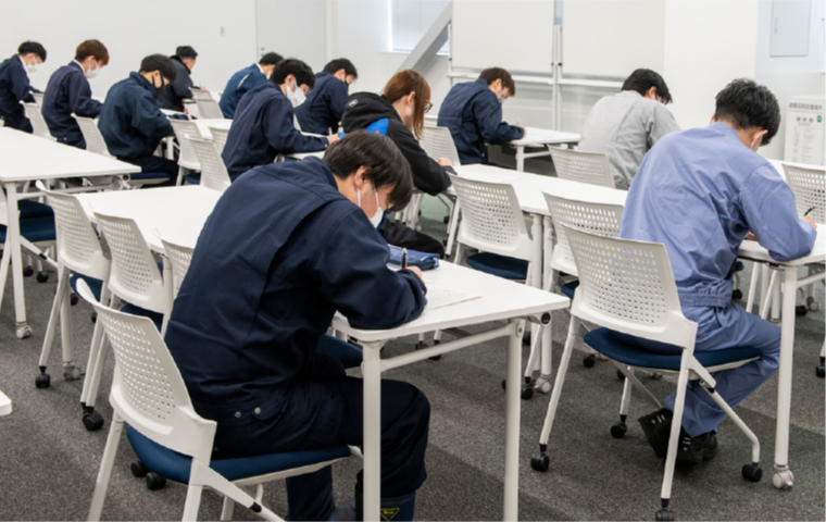 日水物流のフォークリフトコンテストとは?